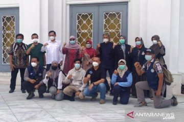 Unair berangkatkan relawan rumah sakit terapung ke NTT