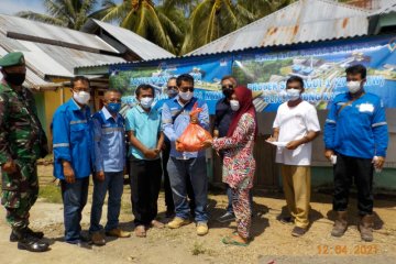 PT Gorontalo Listrik Perdana salurkan paket bantuan Ramadhan di Gorut