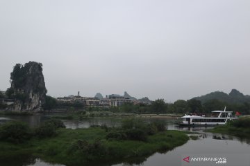 Bandara Guilin dipadati penumpang selama libur panjang San Yue San