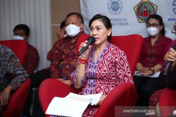 Ketua Dekranasda Gianyar jadi panelis forum internasional