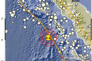 Getaran gempa di barat daya Nias dirasakan hingga Padang