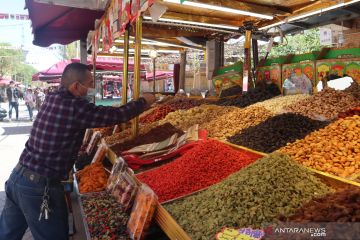 Omicron muncul di Xinjiang dan Tibet saat puncak liburan