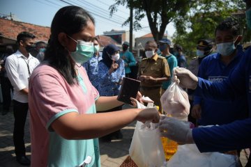 Disdag : Operasi pasar di Surabaya efektif stabilkan harga sembako