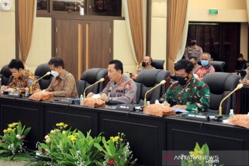 Kapolri ingatkan keselamatan rakyat hukum tertinggi amankan Idul Fitri