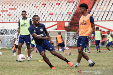 Piala AFC 2021 berpotensi lanjut tanpa Bali United dan Persipura