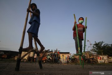 Sebelum Maghrib, waktunya anak boleh bermain saat puasa