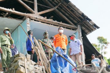 Lumajang berupaya mempercepat rekonstruksi rumah korban gempa