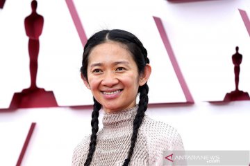 Chloe Zhao perempuan Asia pertama yang jadi sutradara terbaik Oscar