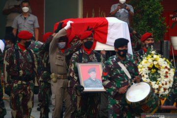 Jenazah Kepala BIN Papua dikebumikan di Taman Makam Pahlawan Kalibata