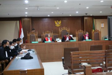 Eks pejabat Kemenag Undang Sumantri divonis 1,5 tahun penjara