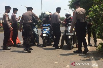Polisi memperketat arus mudik dari Jakarta ke Karawang