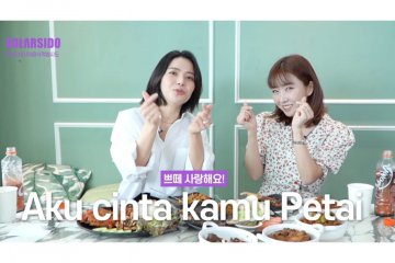 Solar MAMAMOO coba makanan Indonesia, langsung jatuh cinta pada pete