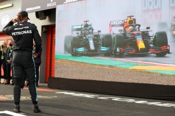Wolff merasa Mercedes dapat "belas kasihan" di awal musim