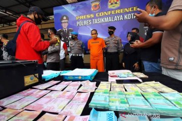 Polisi ungkap penjualan uang palsu lewat media sosial di Tasikmalaya