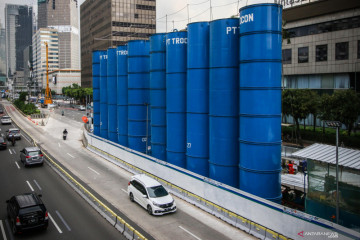 Pemasangan dinding penahan, MRT rekayasa lalu lintas Jalan Thamrin
