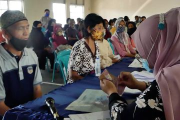 29.457 Warga Temanggung cairkan BST