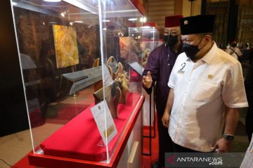 Ketua DPD RI kunjungi pameran Artefak Nabi di Jakarta Islamic Center