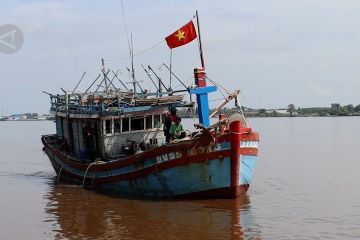 PSDKP-KKP Tangkap 5 kapal ikan berbendera Vietnam