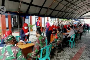 Vaksinasi tahap kedua di Pandeglang lampaui target