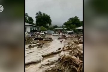 Evakuasi banjir bandang Flores Timur terkendala akses ke lokasi