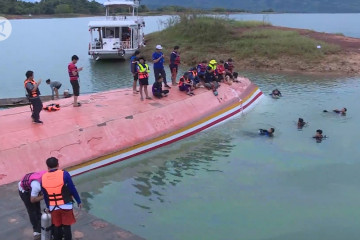 Kecelakaan kapal pesiar tewaskan 8 orang di Danau Nam Ngum Laos