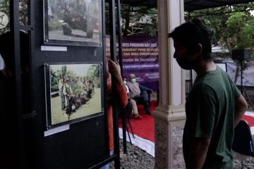 Pameran foto dan diskusi kebebasan pers oleh jurnalis Aceh