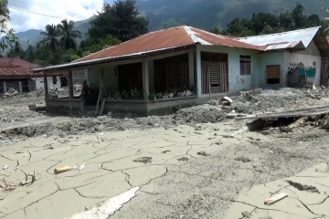 Penanganan pengungsi banjir bandang Desa Beka berjalan lancar