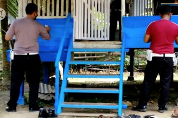 Polisi jual barang bekas untuk renovasi balai pengajian