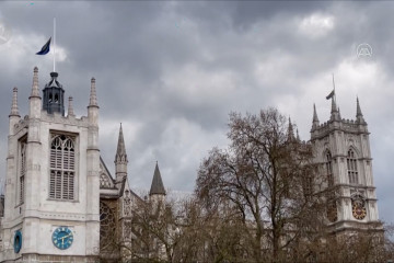 Lonceng Westminster Abbey berbunyi 99 kali, penghormatan untuk Pangeran Philip