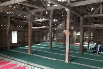 Menelusuri jejak masjid kayu di Gunung Karang Pandeglang