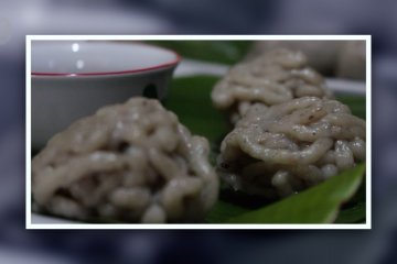 Berbuka dengan gurihnya Pempek Hitam