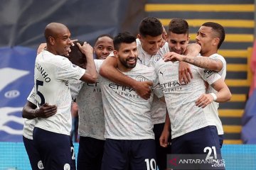 Guardiola sanjung tinggi penampilan Aguero saat kalahkan Palace