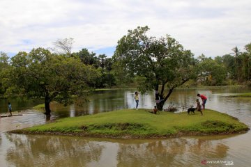 Lokasi grasstrack jadi danau baru dampak Siklon Seroja