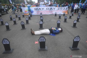 Ini permintaan serikat pekerja  pada peringatan May Day