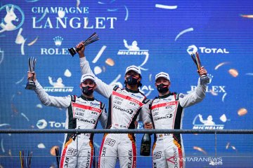 Sean Gelael naik podium di WEC Belgia