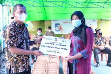 Peringati HUT ke-54, Bulog adakan bakti sosial dan lomba jurnalistik