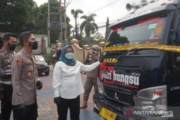 Satgas COVID-19 Bogor amankan kendaraan travel gelap angkut pemudik