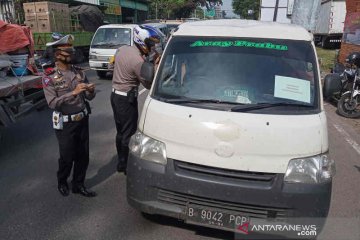 Polda Jabar putar balikkan 1.200 kendaraan pemudik