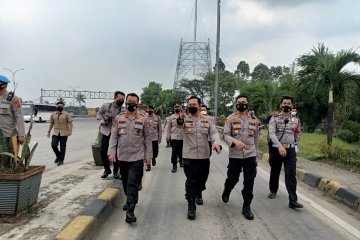 Kepala Polda Banten pastikan pasokan logistik Jawa-Sumatera lancar