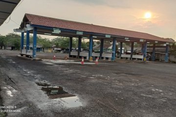 Terminal Bus Mandala Rangkasbitung ditutup selama larangan mudik