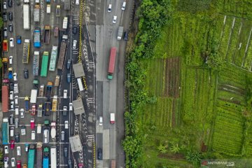 Kemacetan di jalan tikus perbukitan saat larangan mudik? Ini faktanya