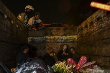 Penyekatan kendaraan di Tol Cikarang Barat