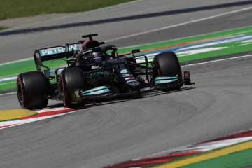 Hamilton tercepat di FP2 GP Spanyol, ungguli Bottas dan Leclerc