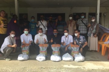 Jelang lebaran, FK BUMN Aceh salurkan bantuan untuk tunanetra