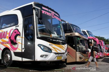 Bus AKAP di Makassar berhenti angkut penumpang
