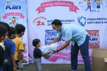 Pelukan lembut untuk anak-anak jalanan jelang lebaran