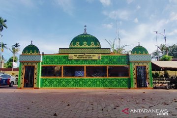 Pos Terpadu Lebaran Polda Papua Barat mirip masjid