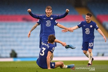 Chelsea tunda pesta juara Manchester City