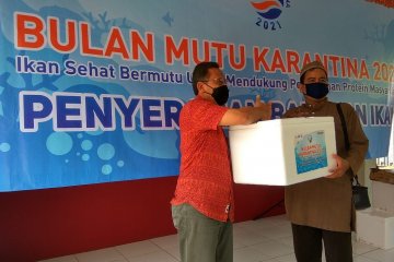KKP-PIMTI bagikan ikan beku kepada penghuni lapas di Tangerang