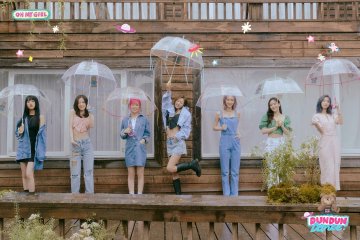 Oh My Girl kembali dengan ceria lewat "Dun Dun Dance"